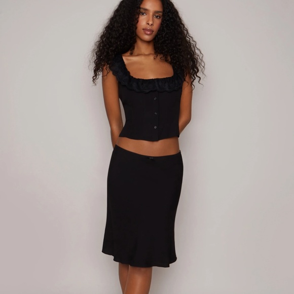 Danielle Guizio Dresses & Skirts - NWOT Danielle Guizio Knee Length Paloma Skirt in Black